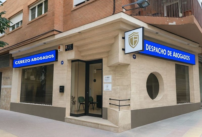 Cerezo Abogados en Murcia: Abogado para herencias y sucesiones